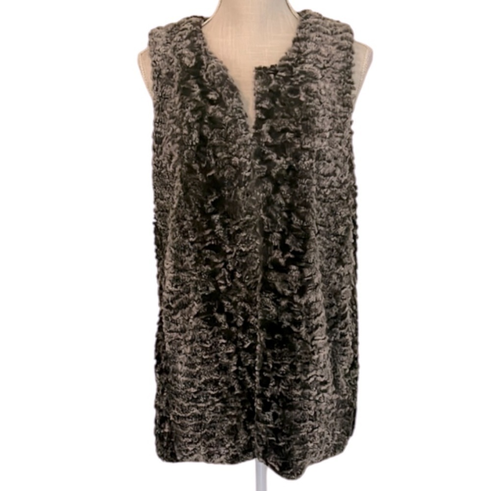 Betsey Johnson Women's Faux Fur Vest TEDDY BEAR- size M